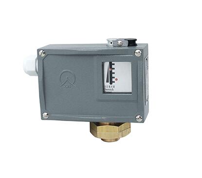 500/7D、500/7DK微压控制器